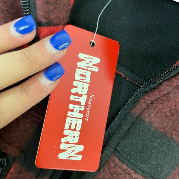 Northern Souvenirs Unisex Red Black Checkered Zip Up Canada Fleece Jacket Size L - Picture 8 of 13